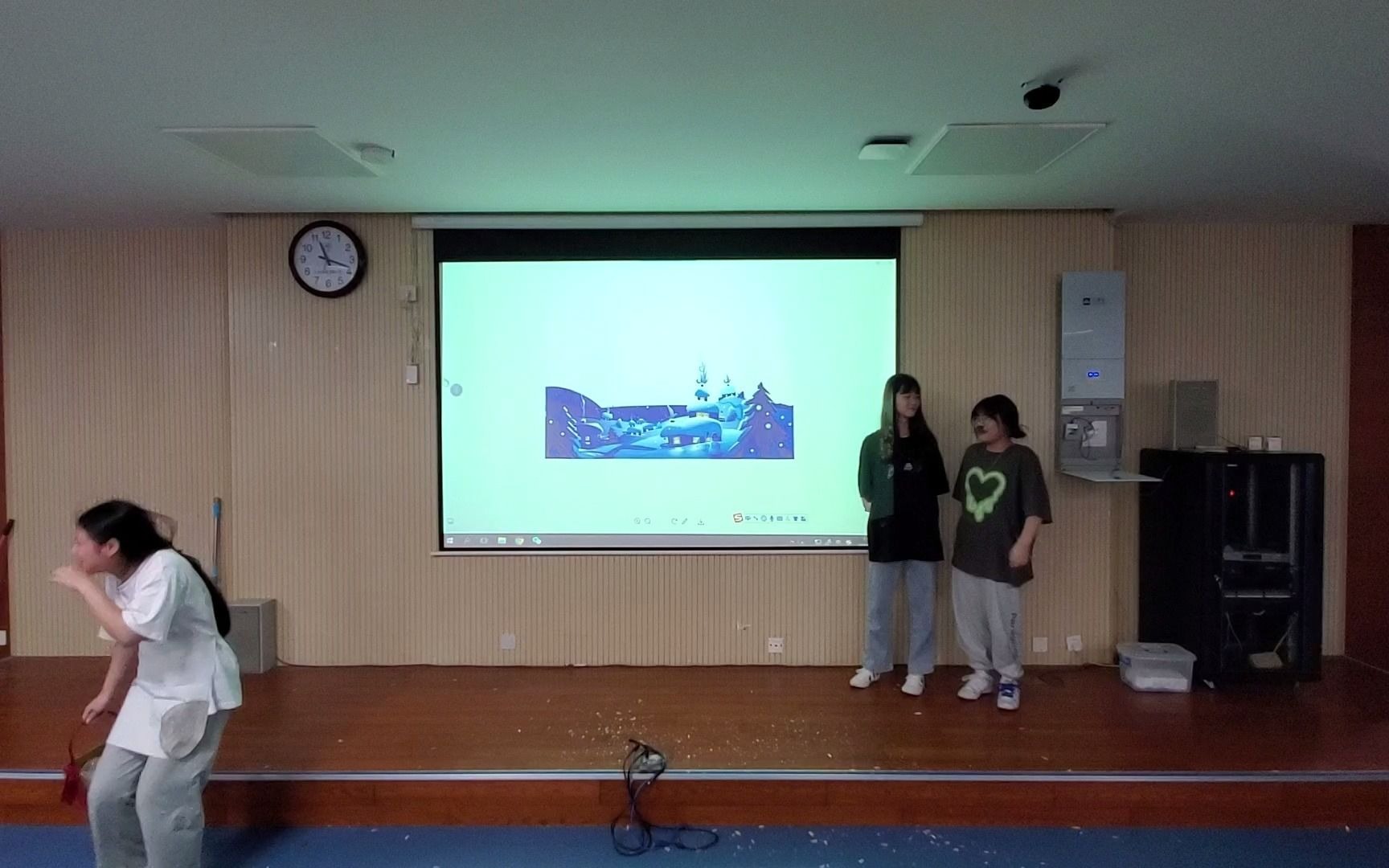 《卖火柴的小女孩》